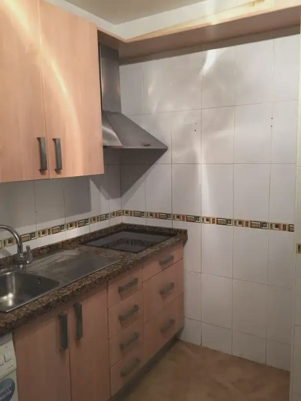 2 makuuhuone Ranta-asunto vuokrattavana paikassa Torrox mukana uima-altaan - 800 € (Ref: 9793721)