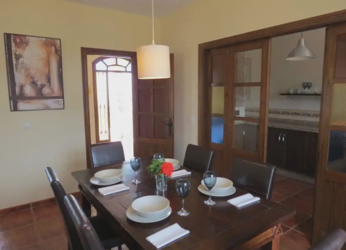 3 soveværelse Villa til leje i Frigiliana med swimmingpool garage - € 2.600 (Ref: 9802726)