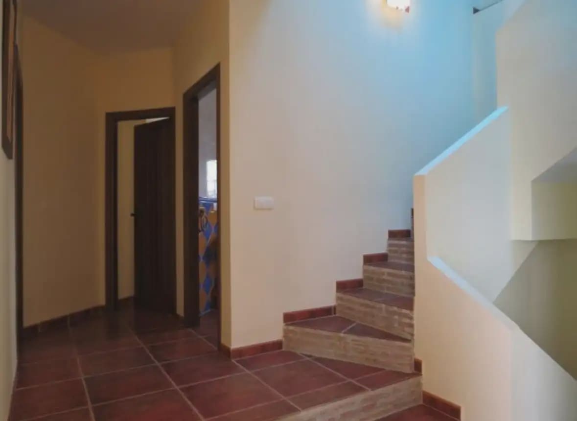 3 soveværelse Villa til leje i Frigiliana med swimmingpool garage - € 2.600 (Ref: 9802726)