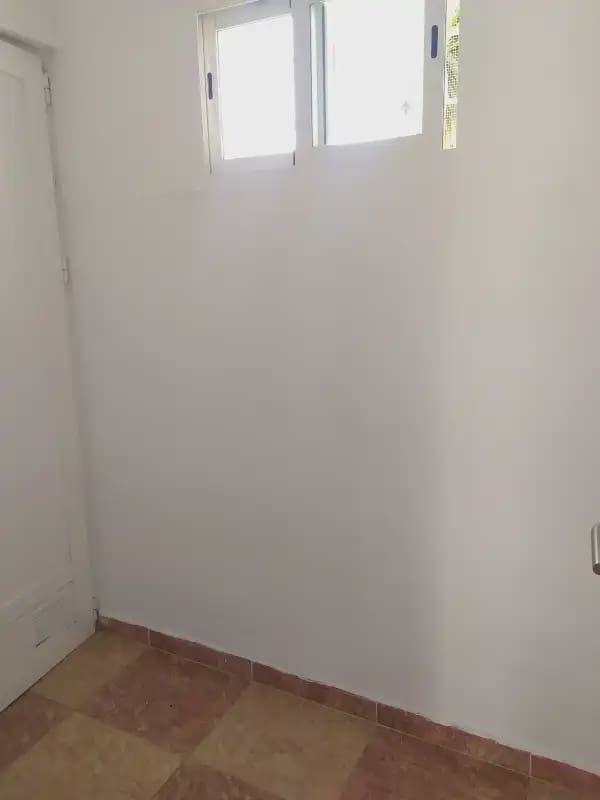 Commercieel te huur in Torrox - € 450 (Ref: 9803699)