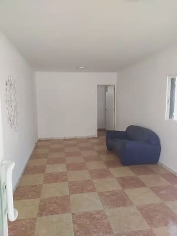 Commercieel te huur in Centro Internacional, Torrox - € 450 (Ref: 9803699)
