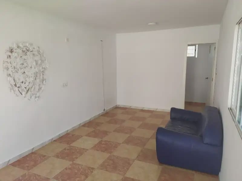 Commercieel te huur in Torrox - € 450 (Ref: 9803699)