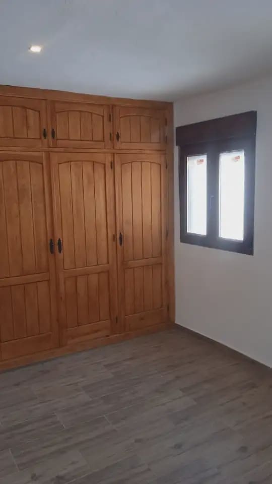 2 bedroom Townhouse for rent in Frigiliana with pool - € 850 (Ref: 9805624)