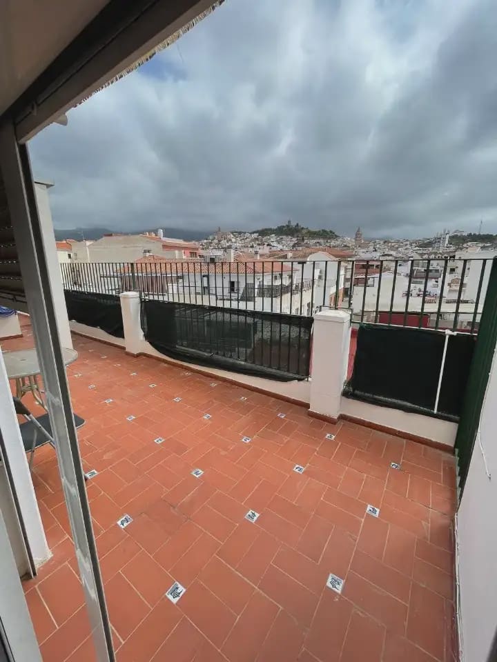 2 Zimmer Penthouse zu verkaufen in Velez-Malaga - 250.000 € (Ref: 9805625)