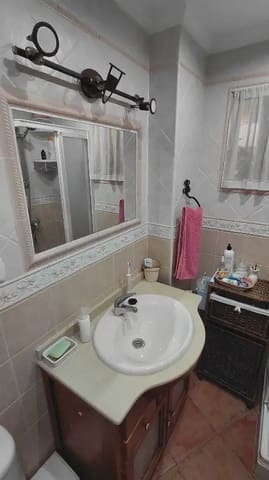 1 slaapkamer Strandappartement te koop in Benajarafe, Vélez-Málaga met zwembad - € 190.000 (Ref: 9816559)