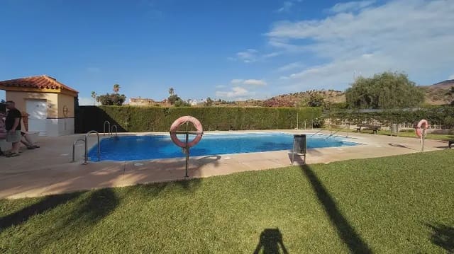 1 slaapkamer Strandappartement te koop in Benajarafe, Vélez-Málaga met zwembad - € 190.000 (Ref: 9816559)