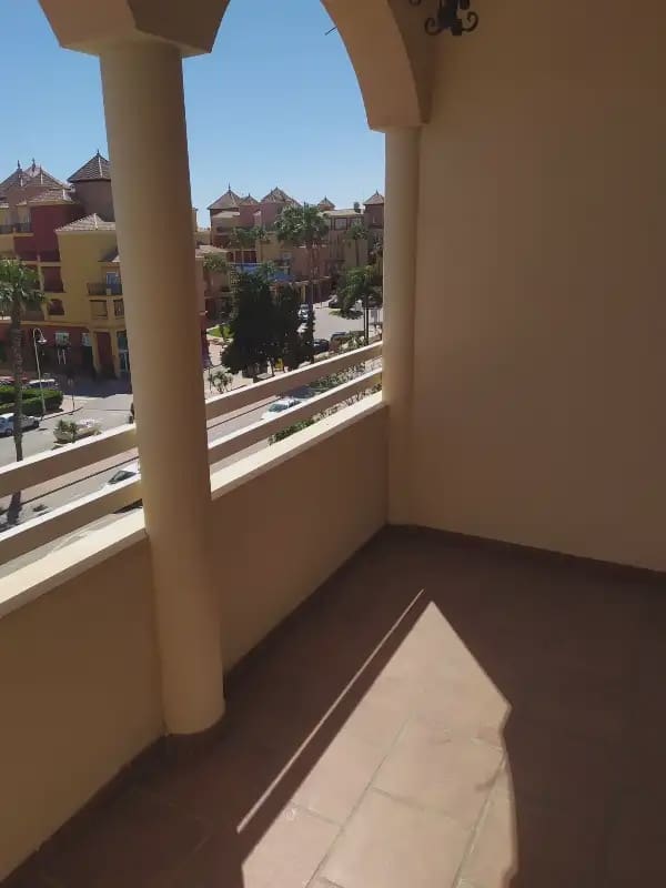 Piso de 2 habitaciones en Torrox en venta con piscina - 269.900 € (Ref: 9827971)