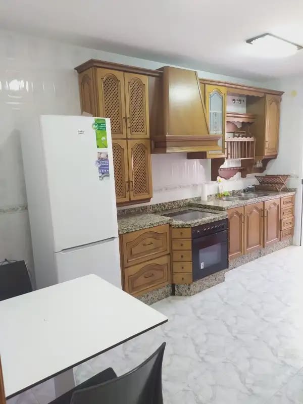 Piso de 2 habitaciones en Torrox en venta con piscina - 269.900 € (Ref: 9827971)