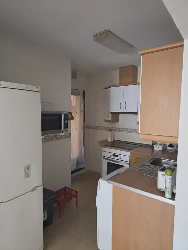 2 soveværelse Strandlejlighed til salg i Nerja med swimmingpool - € 289.000 (Ref: 9872190)