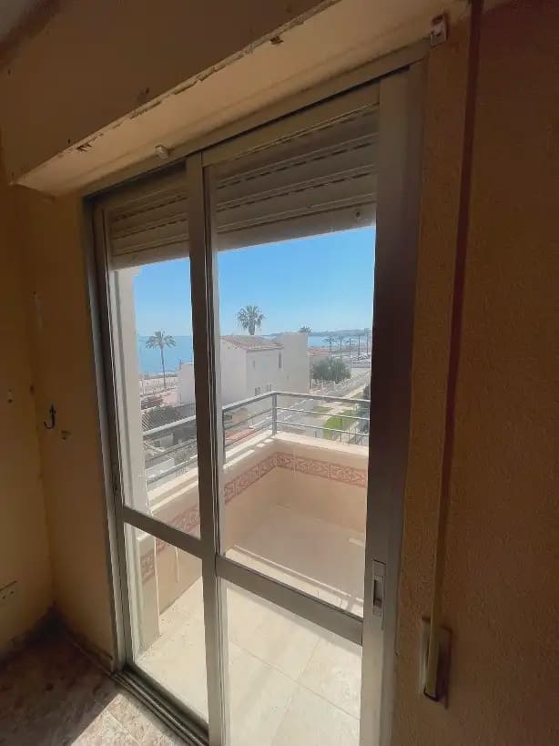 3 bedroom Flat for sale in Velez-Malaga with pool - € 440,000 (Ref: 9873896)