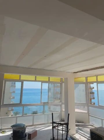 2 camera da letto Appartamento sulla Spiaggia in vendita in Caleta de Vélez, Vélez-Málaga con piscina - 390.000 € (Rif: 9873897)