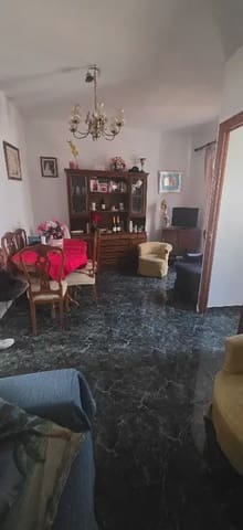 3 makuuhuone Omakotitalo myytävänä paikassa Centro, Nerja - 336 000 € (Ref: 9880322)