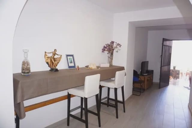 3 Zimmer Haus zu vermieten in Vélez-Málaga - 1.000 € (Ref: 9908865)