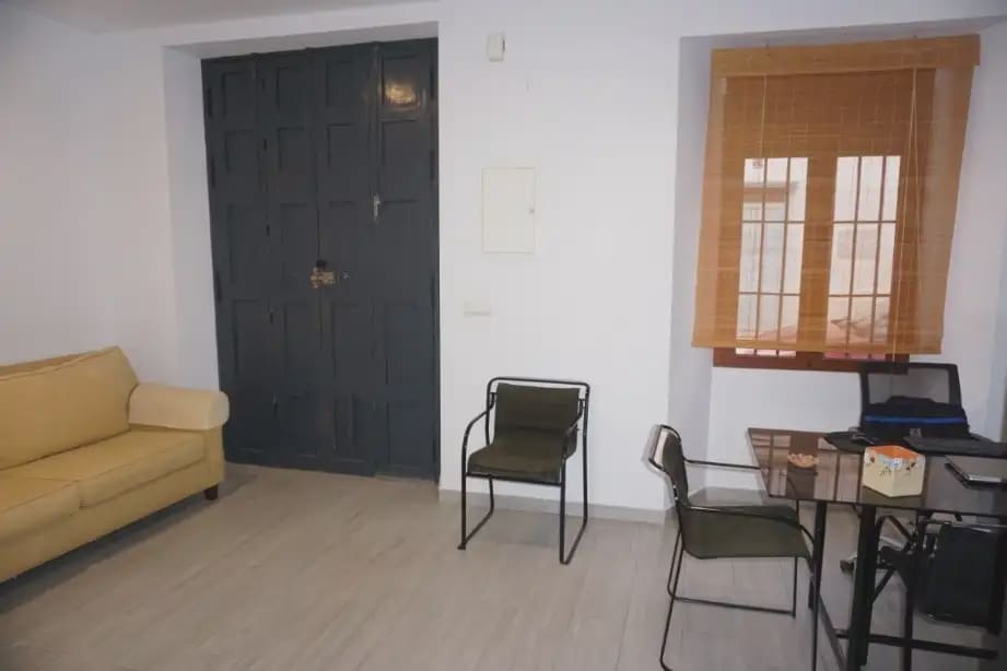 3 Zimmer Haus zu vermieten in Velez-Malaga - 1.000 € (Ref: 9908865)