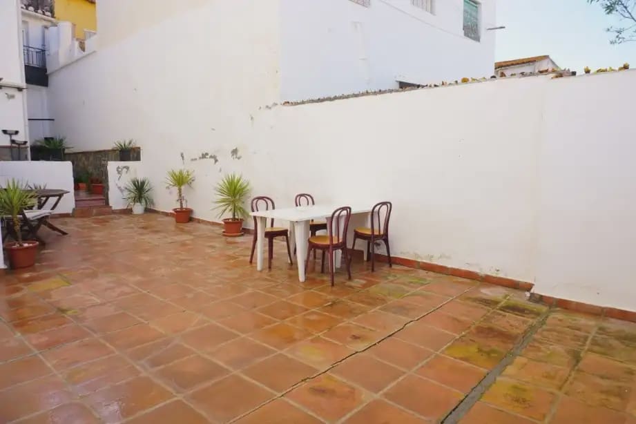 3 Zimmer Haus zu vermieten in Velez-Malaga - 1.000 € (Ref: 9908865)