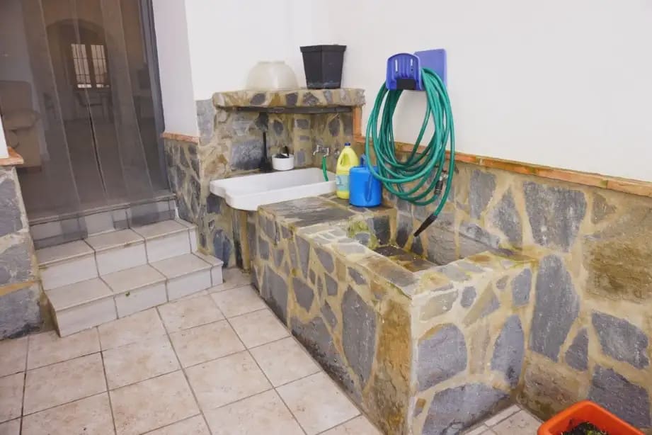 3 Zimmer Haus zu vermieten in Velez-Malaga - 1.000 € (Ref: 9908865)