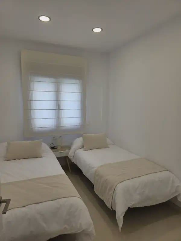 3 makuuhuone Huvila vuokrattavana paikassa Nerja mukana uima-altaan 
autotalli - 2 100 € (Ref: 9913811)