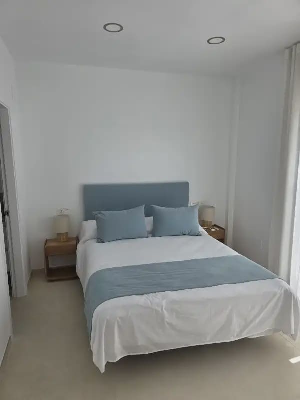 3 makuuhuone Huvila vuokrattavana paikassa Nerja mukana uima-altaan 
autotalli - 2 100 € (Ref: 9913811)