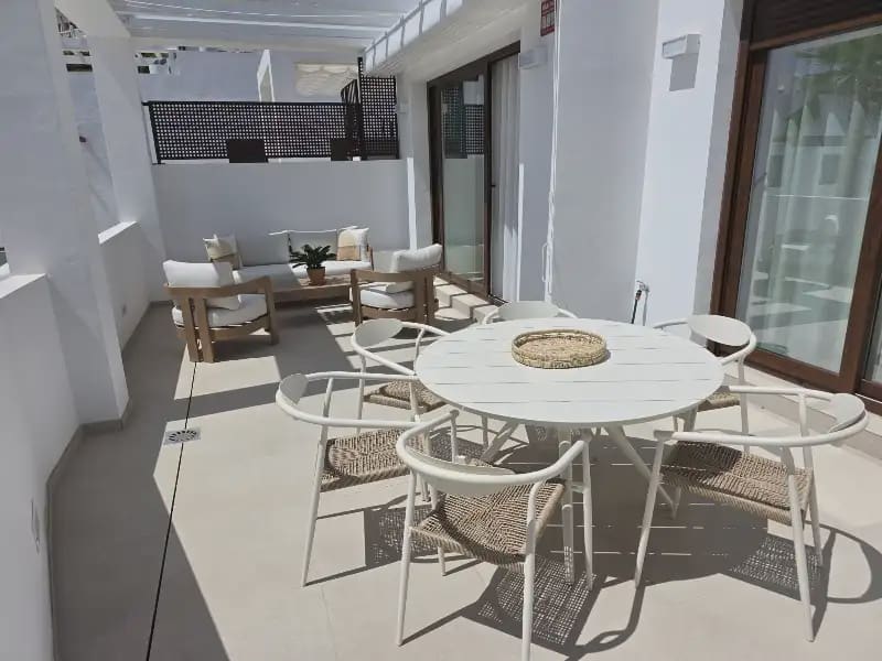 3 makuuhuone Huvila vuokrattavana paikassa Nerja mukana uima-altaan 
autotalli - 2 100 € (Ref: 9913811)