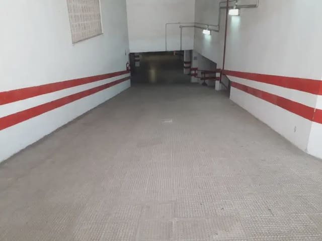 Garasje til salgs i Urbanización Santa Rosa, Torrox - € 34 500 (Ref: 9914697)