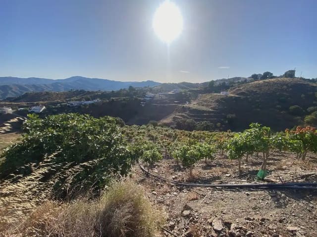 Teren niezagospodarowany na sprzedaż w Vélez-Málaga - 135 000 € (Ref: 9952924)