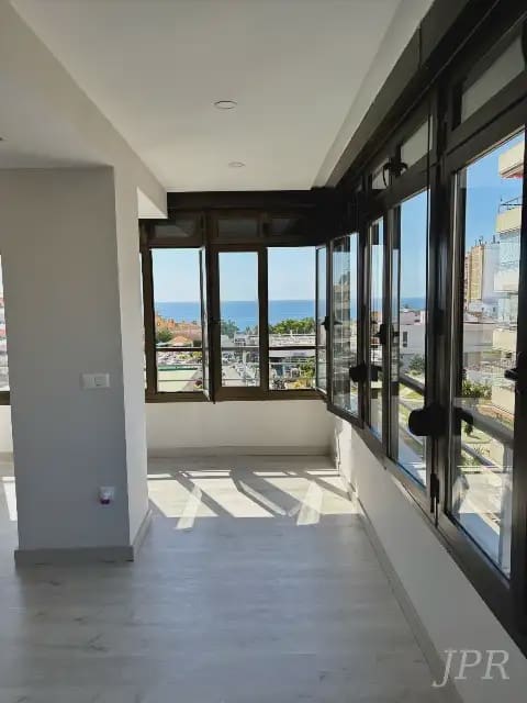 3 soveværelse Lejlighed til salg i Torremolinos med swimmingpool - € 580.000 (Ref: 9979241)