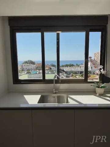 3 soveværelse Lejlighed til salg i Torremolinos med swimmingpool - € 580.000 (Ref: 9979241)