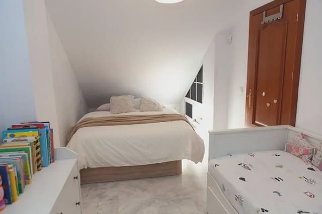 1 soveværelse Strandlejlighed til salg i Vélez-Málaga - € 238.000 (Ref: 9987206)
