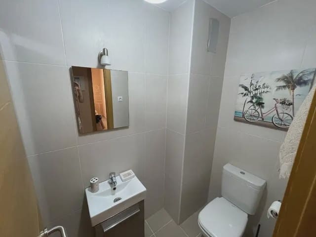 Apartamento de 2 habitaciones en Urbanización Santa Rosa, Torrox en venta con piscina garaje - 269.000 € (Ref: 9994515)