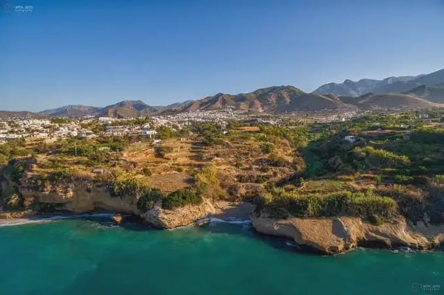 Commercieel te huur in Burriana, Nerja - € 1.836 (Ref: 9997544)