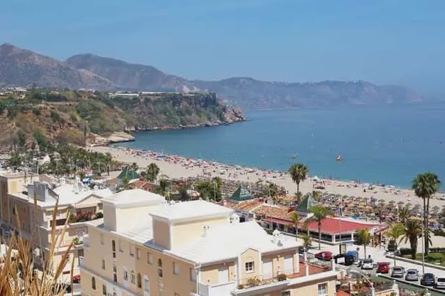 Commercieel te huur in Burriana, Nerja - € 1.836 (Ref: 9997544)