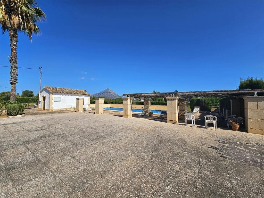 3 sypialnia Bungalow na sprzedaż w Adsubia z basenem garażem - 415 000 € (Ref: 10015863)