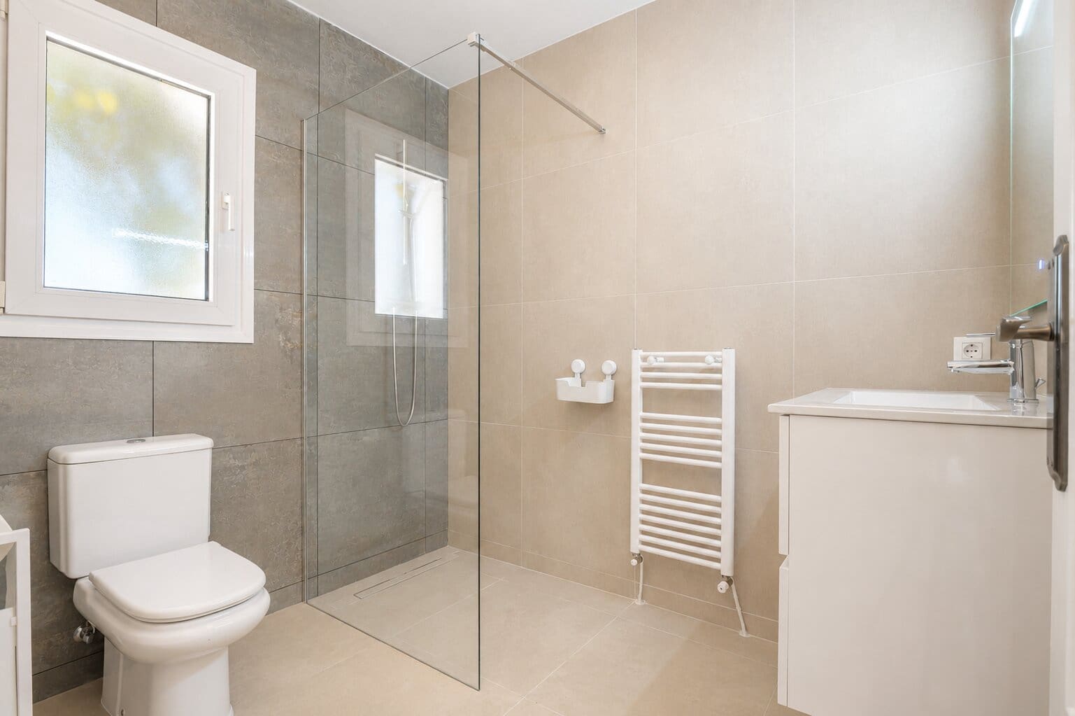 4 bedroom Villa for sale in Javea / Xabia with pool garage - € 2,250,000 (Ref: 10051966)