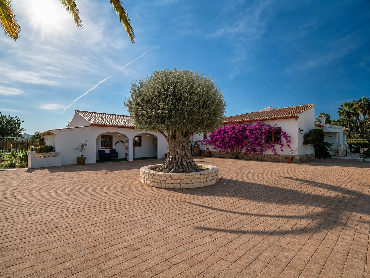 4 bedroom Villa for sale in Javea / Xabia with pool garage - € 2,250,000 (Ref: 10051966)