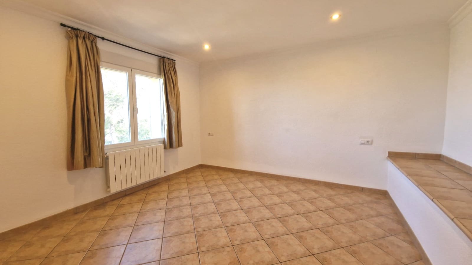 2 chambre Villa/Maison à vendre à Javea / Xabia avec piscine garage - 1 150 000 € (Ref: 10051967)