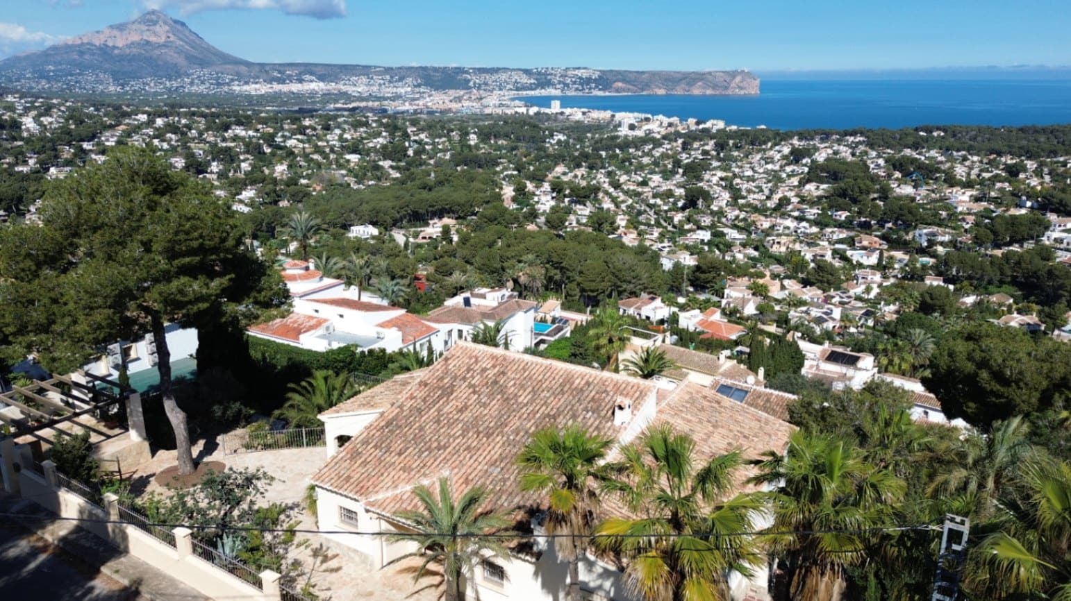 2 chambre Villa/Maison à vendre à Javea / Xabia avec piscine garage - 1 150 000 € (Ref: 10051967)