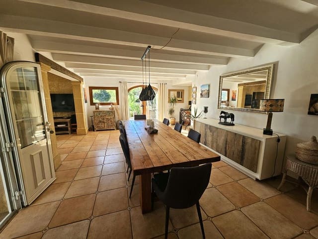 2 soverom Villa til salgs i Javea / Xàbia med svømmebasseng garasje - € 1 495 000 (Ref: 10158080)