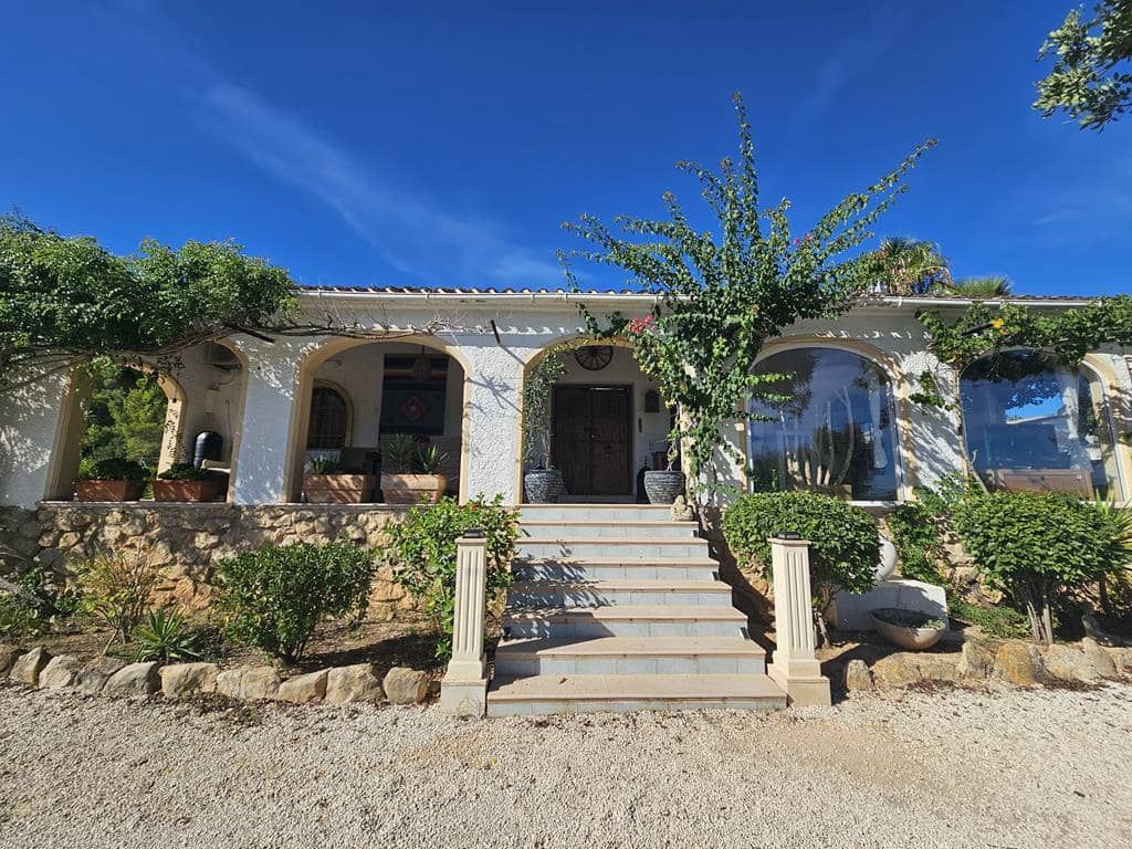 2 bedroom Villa for sale in Javea / Xabia with pool garage - € 1,495,000 (Ref: 10158080)