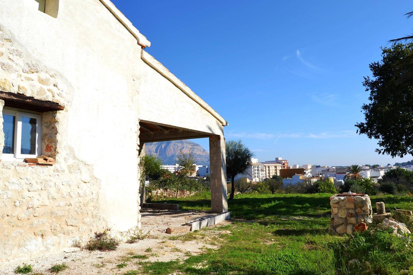 4 Zimmer Villa zu verkaufen in Gata de Gorgos - 300.000 € (Ref: 3799066)