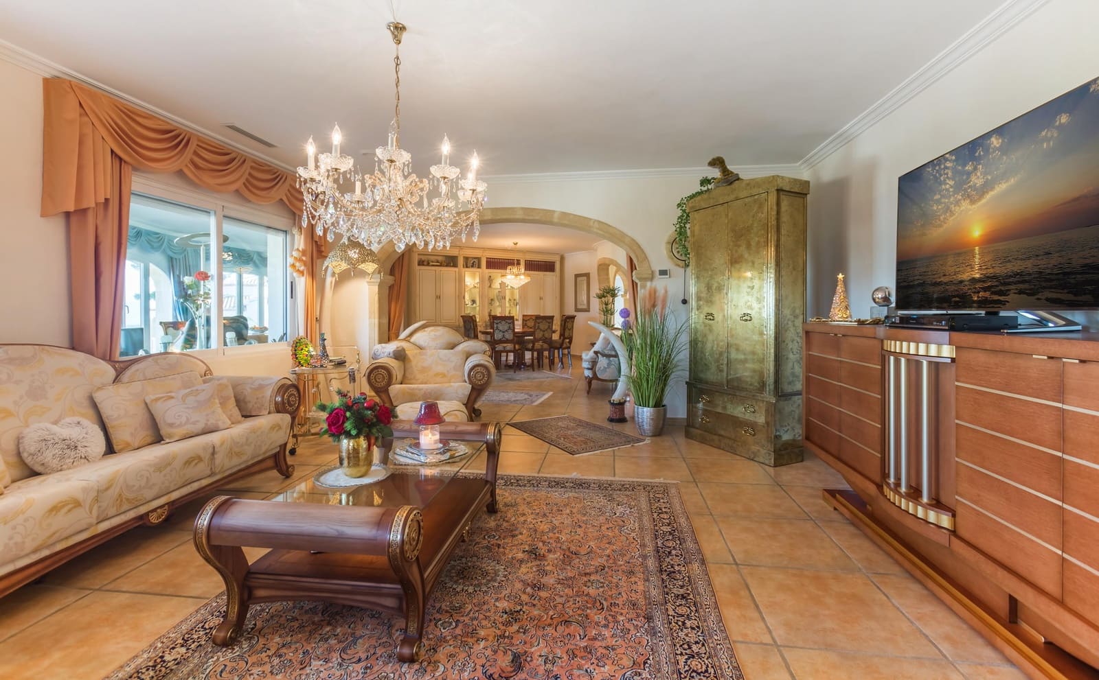 3 soveværelse Villa til salg i Pinosol med garage - € 1.695.000 (Ref: 6324677)