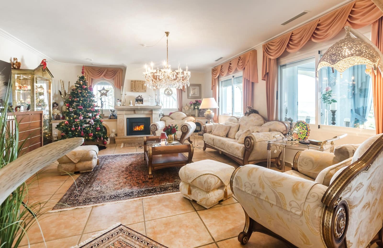 3 soveværelse Villa til salg i Pinosol med garage - € 1.695.000 (Ref: 6324677)