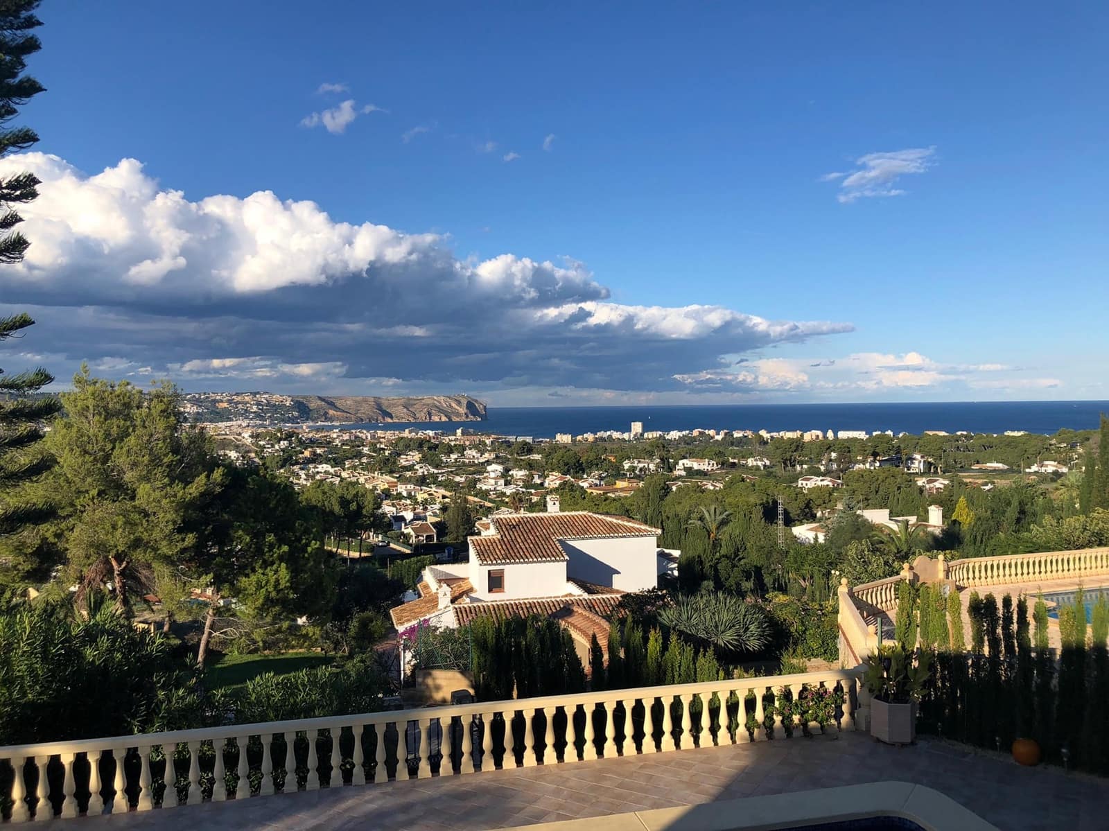 3 soveværelse Villa til salg i Pinosol med garage - € 1.695.000 (Ref: 6324677)