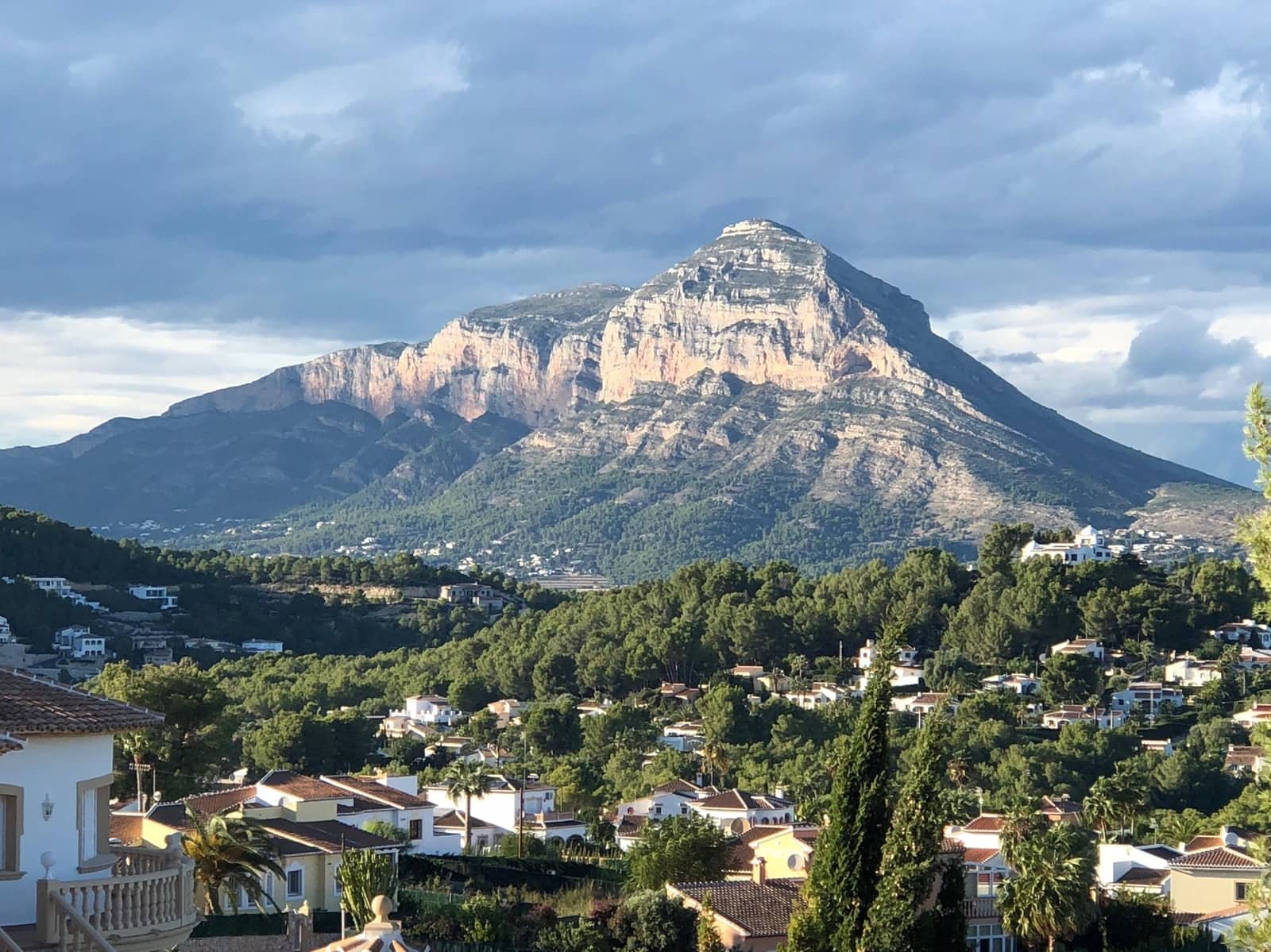 3 soveværelse Villa til salg i Pinosol med garage - € 1.695.000 (Ref: 6324677)