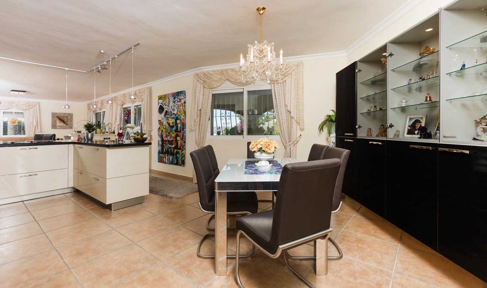 3 soveværelse Villa til salg i Pinosol med garage - € 1.695.000 (Ref: 6324677)