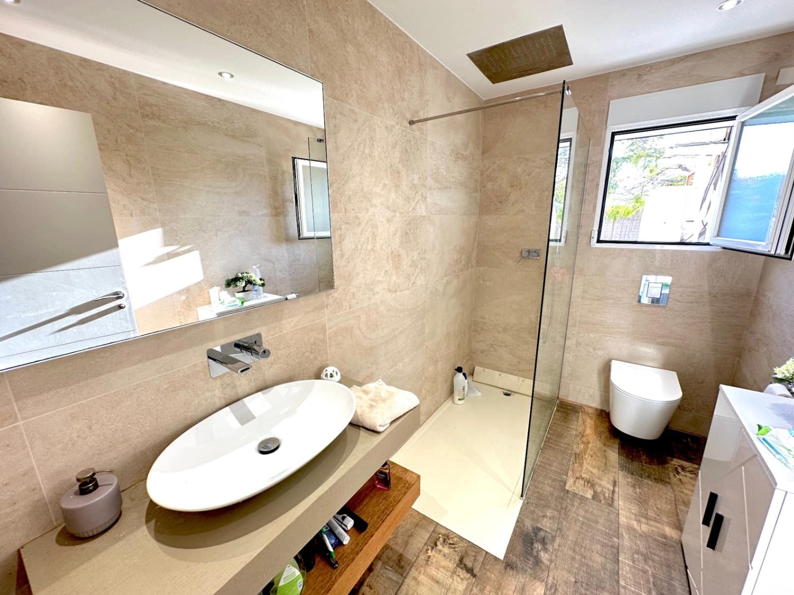 6 bedroom Villa for sale in Javea / Xabia with garage - € 1,495,000 (Ref: 8102028)