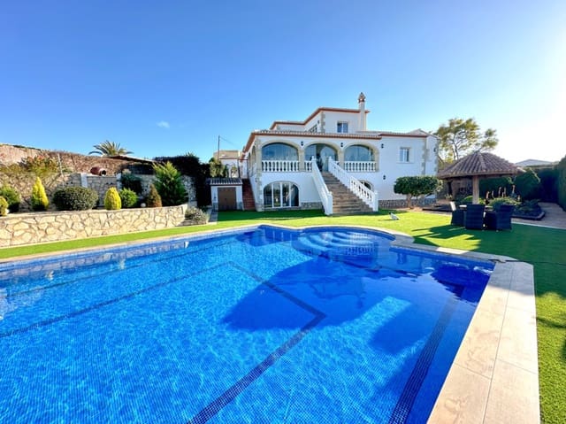 6 makuuhuone Huvila myytävänä paikassa Javea / Xàbia mukana 
autotalli - 1 495 000 € (Ref: 8102028)