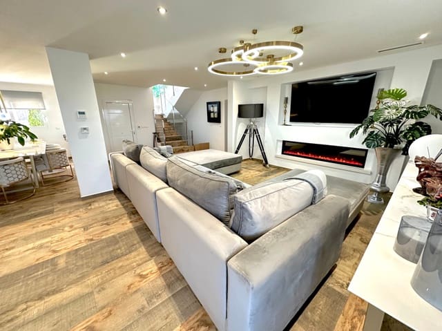 6 makuuhuone Huvila myytävänä paikassa Javea / Xàbia mukana 
autotalli - 1 495 000 € (Ref: 8102028)