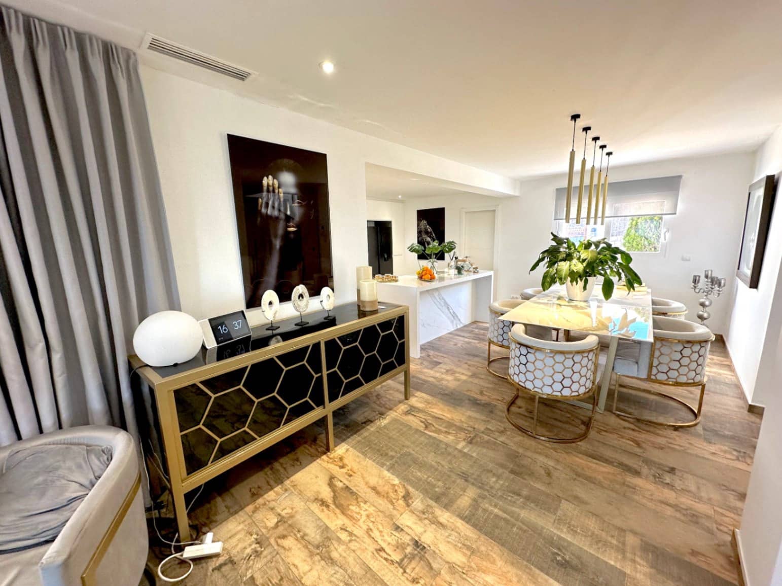 6 bedroom Villa for sale in Javea / Xabia with garage - € 1,495,000 (Ref: 8102028)