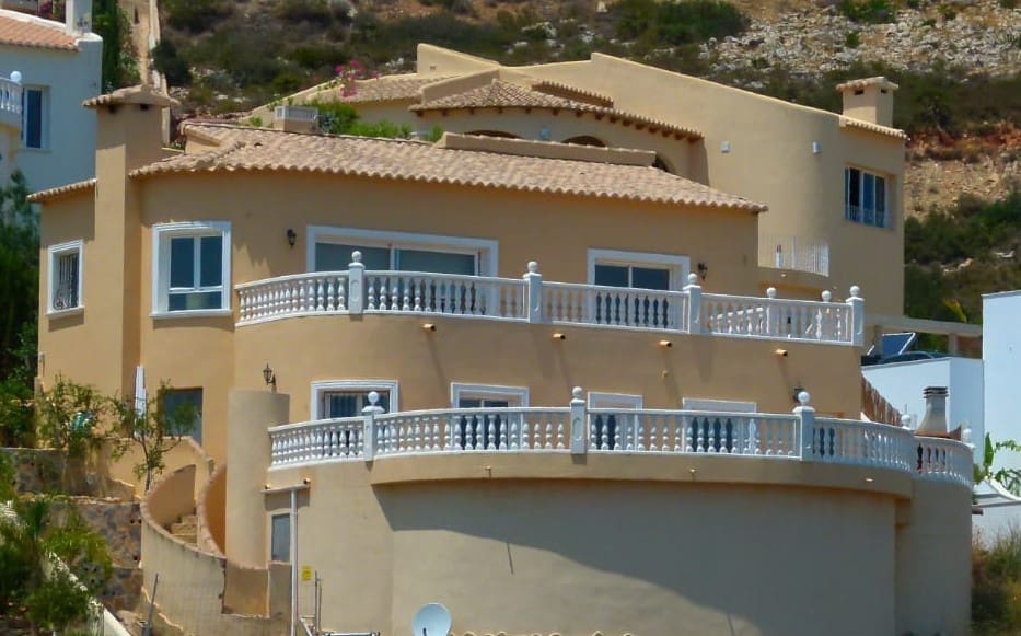3 bedroom Villa for sale in Cumbre del Sol with garage - € 730,000 (Ref: 8416416)
