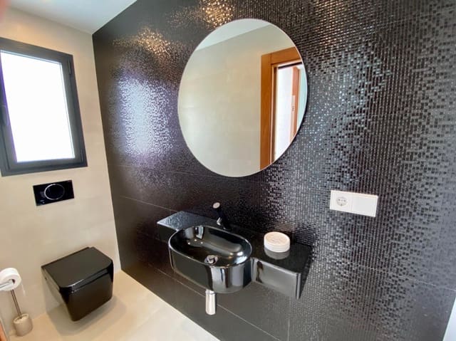 4 bedroom Villa for sale in Cumbre del Sol, Benitachell / Benitatxell with garage - € 1,150,000 (Ref: 8657921)